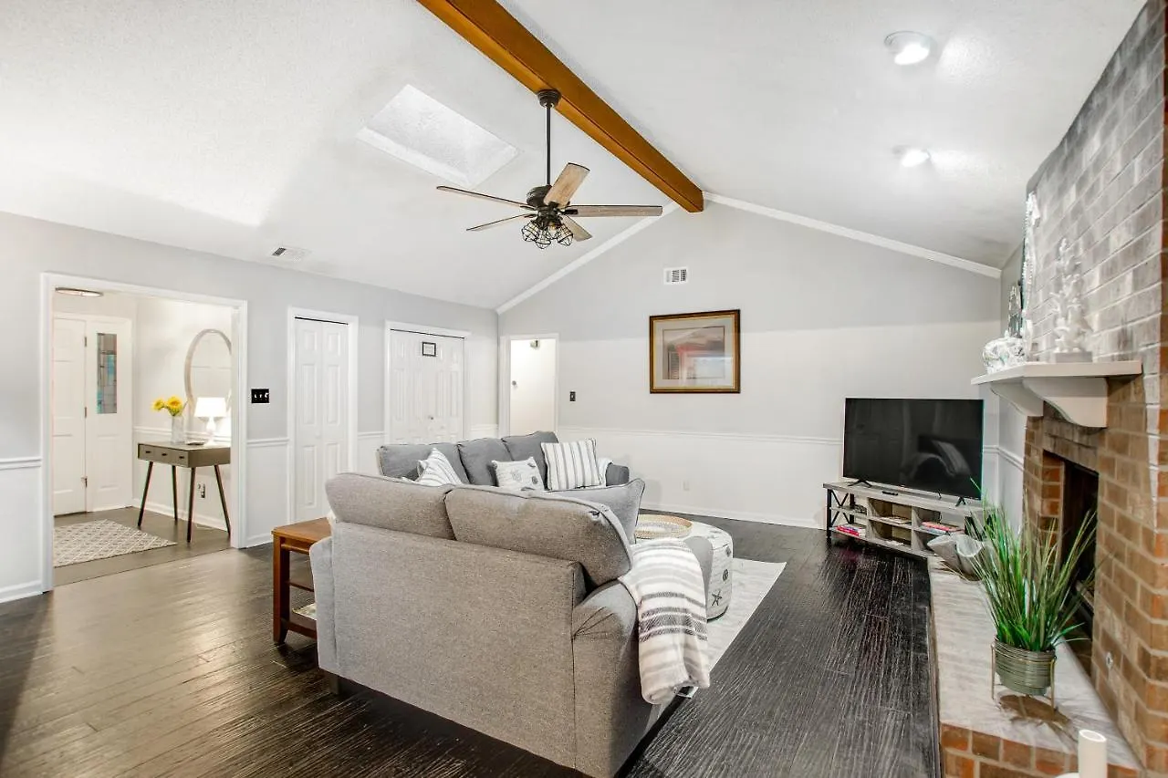 Savi Seahorse Villa Savannah